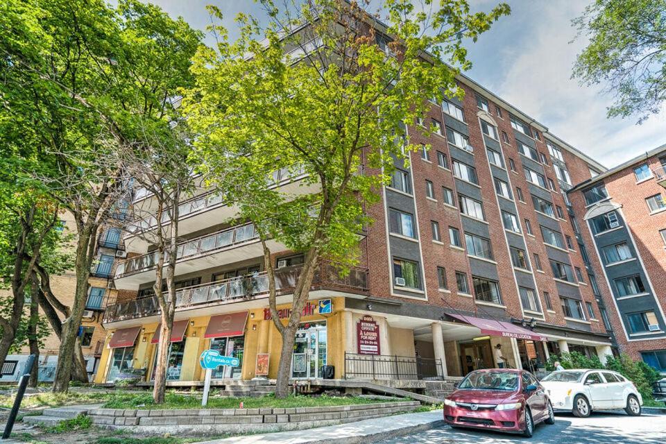 Stylish Montreal Apartment Exterior photo